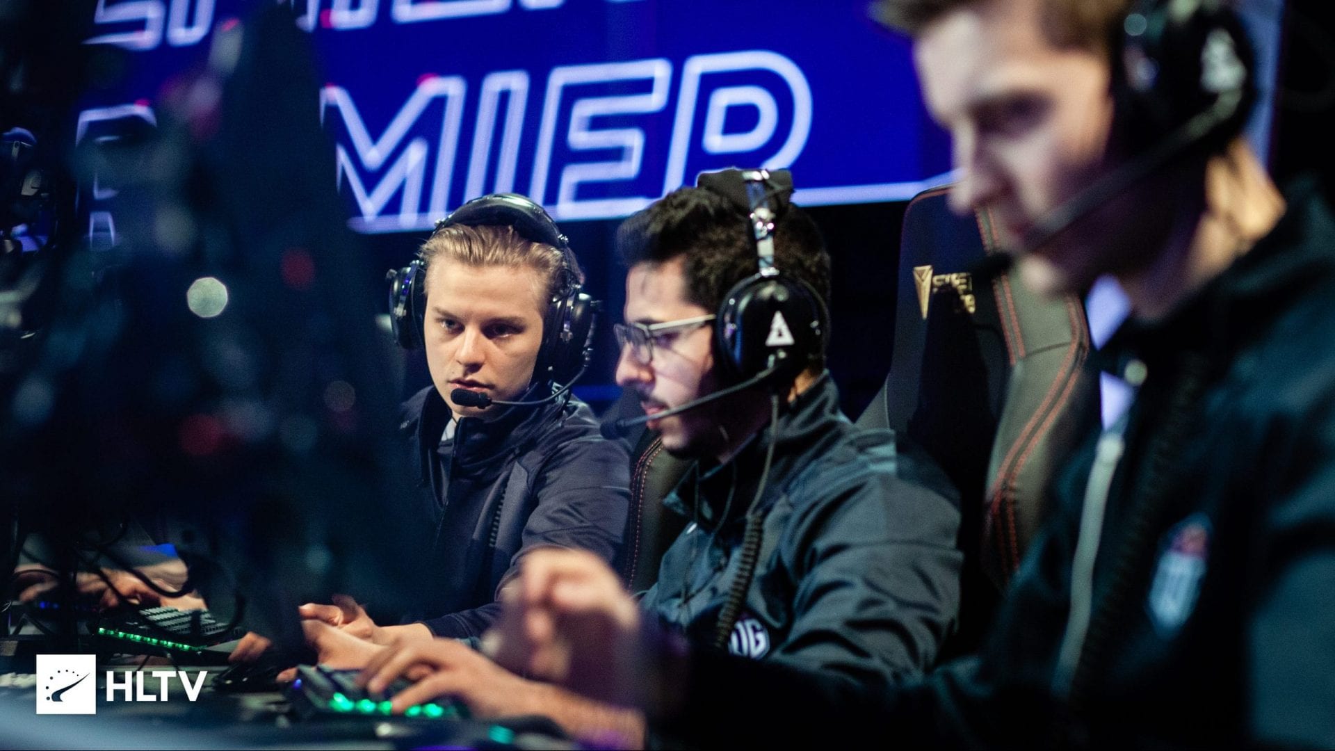 The OG lineup of Aleksib valde mantuu and ISSA at BLAST premier Spring Series 2020