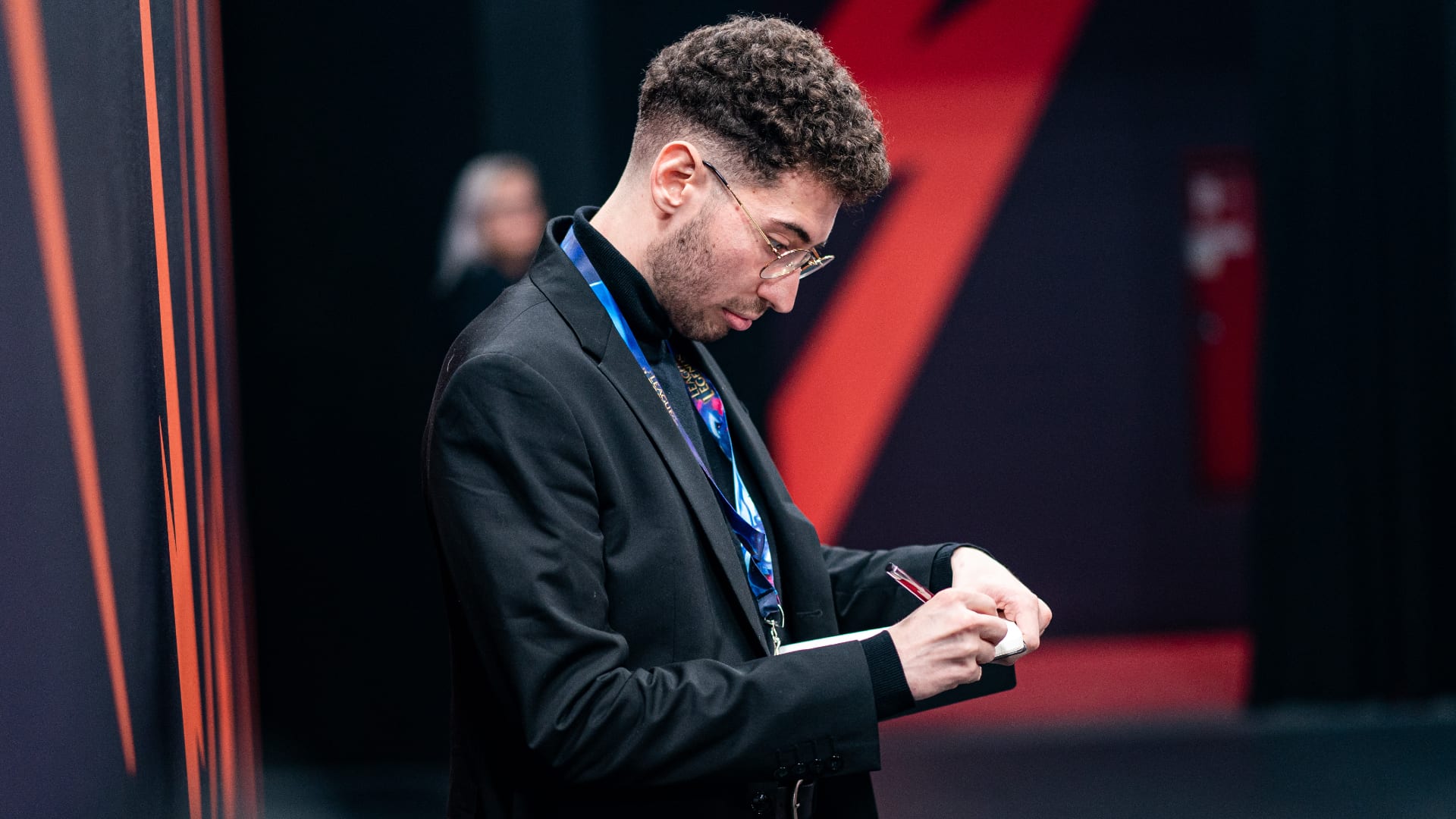 Mithy coaching for Fnatic during the LEC 2020 Spring Split