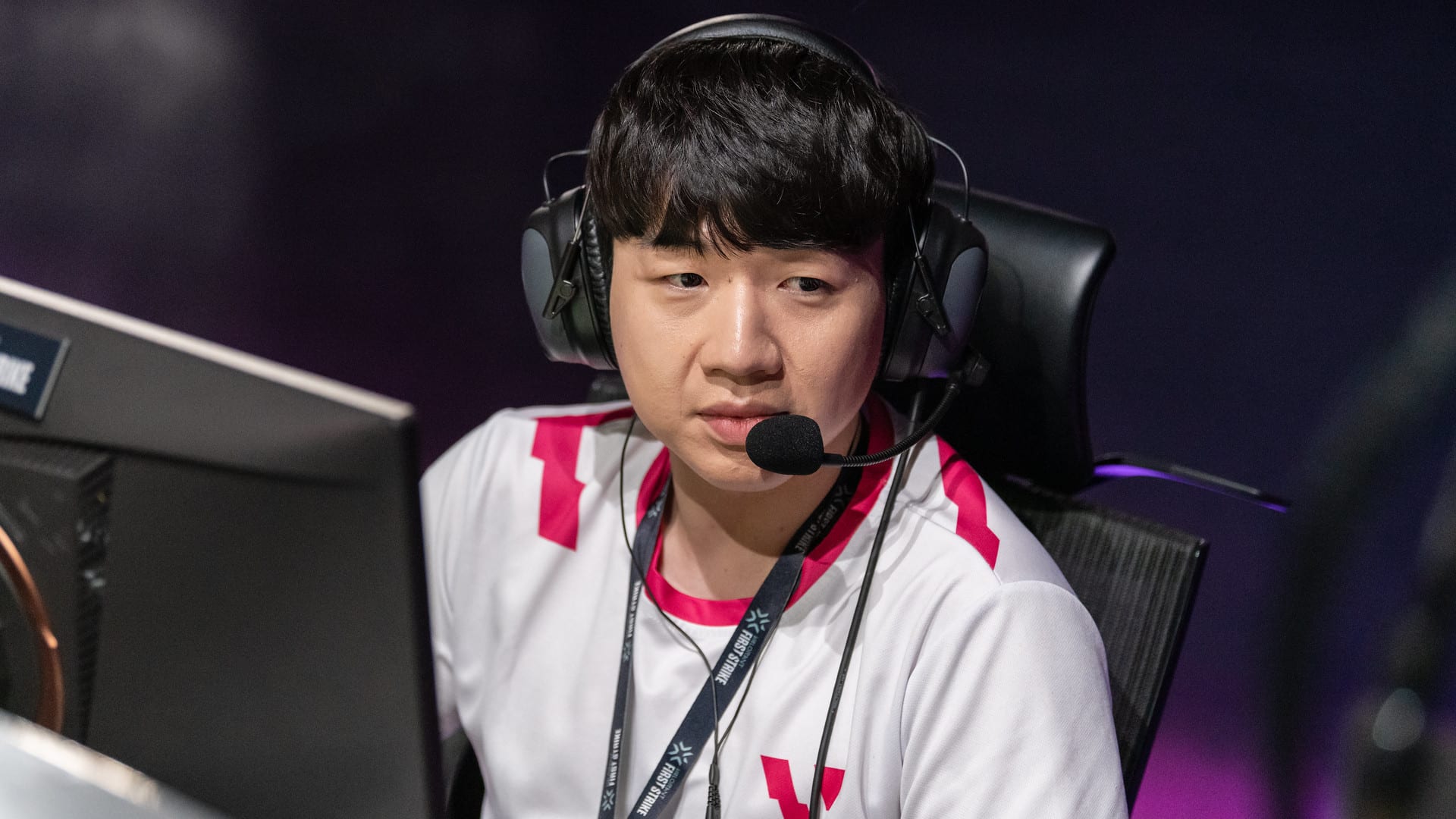 Glow at First Strike Korea with Vision Strikers