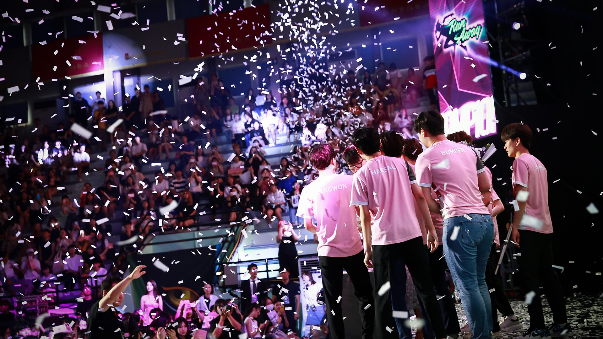 Overwatch team RunAway after winning