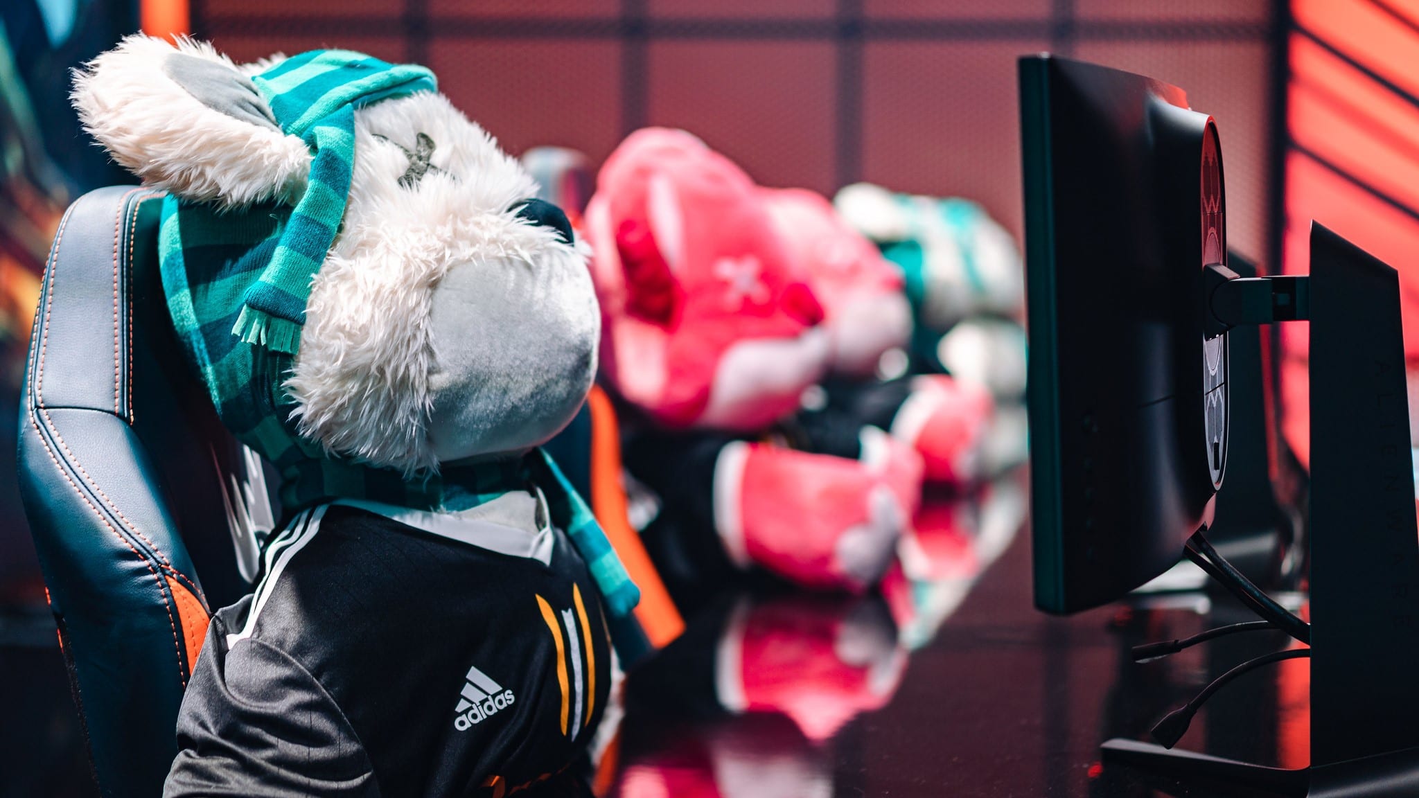 The LEC bears used to fill players chair while they compete remotely.