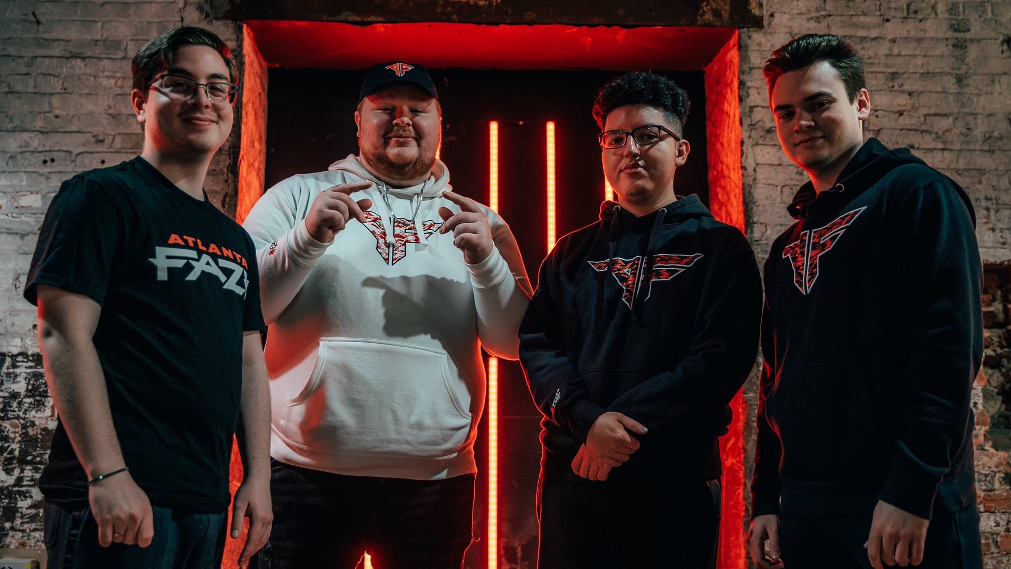 Atlanta FaZe posing together as a teamin our cdl power rankings for july 21