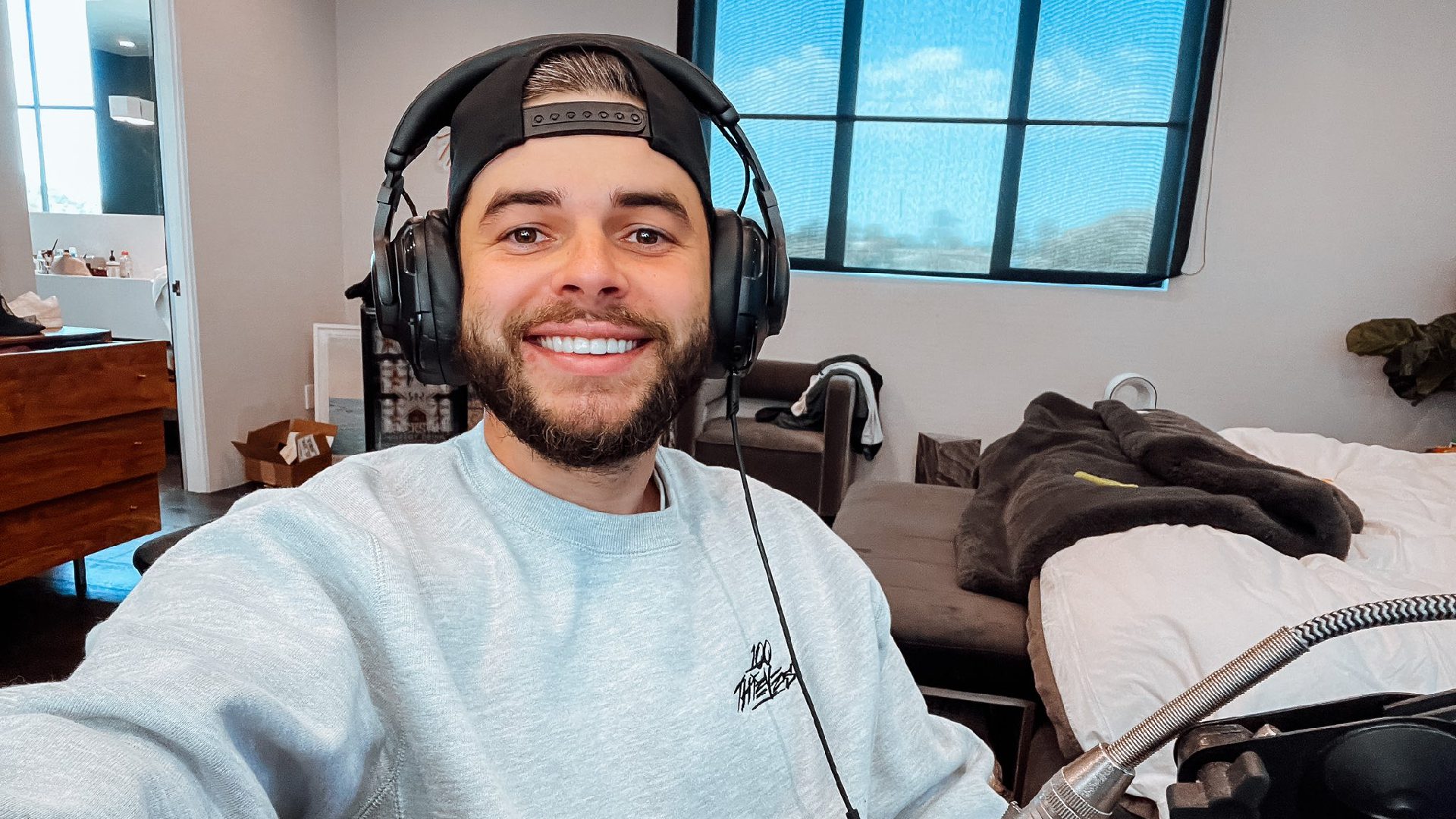 100 Thieves Nadeshot on Steel being benched