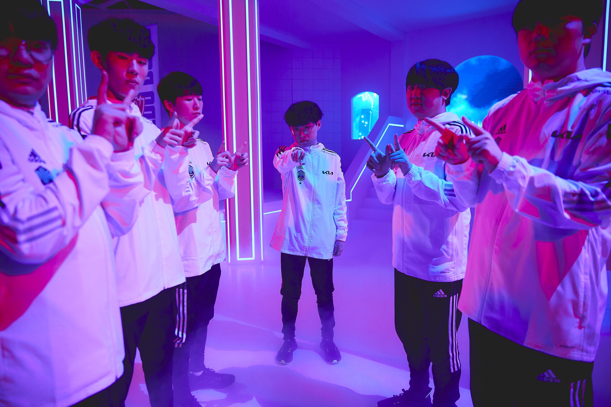DAMWON KIA poses at the League of Legends World Championship Groups Stage Features Day on October 7, 2021