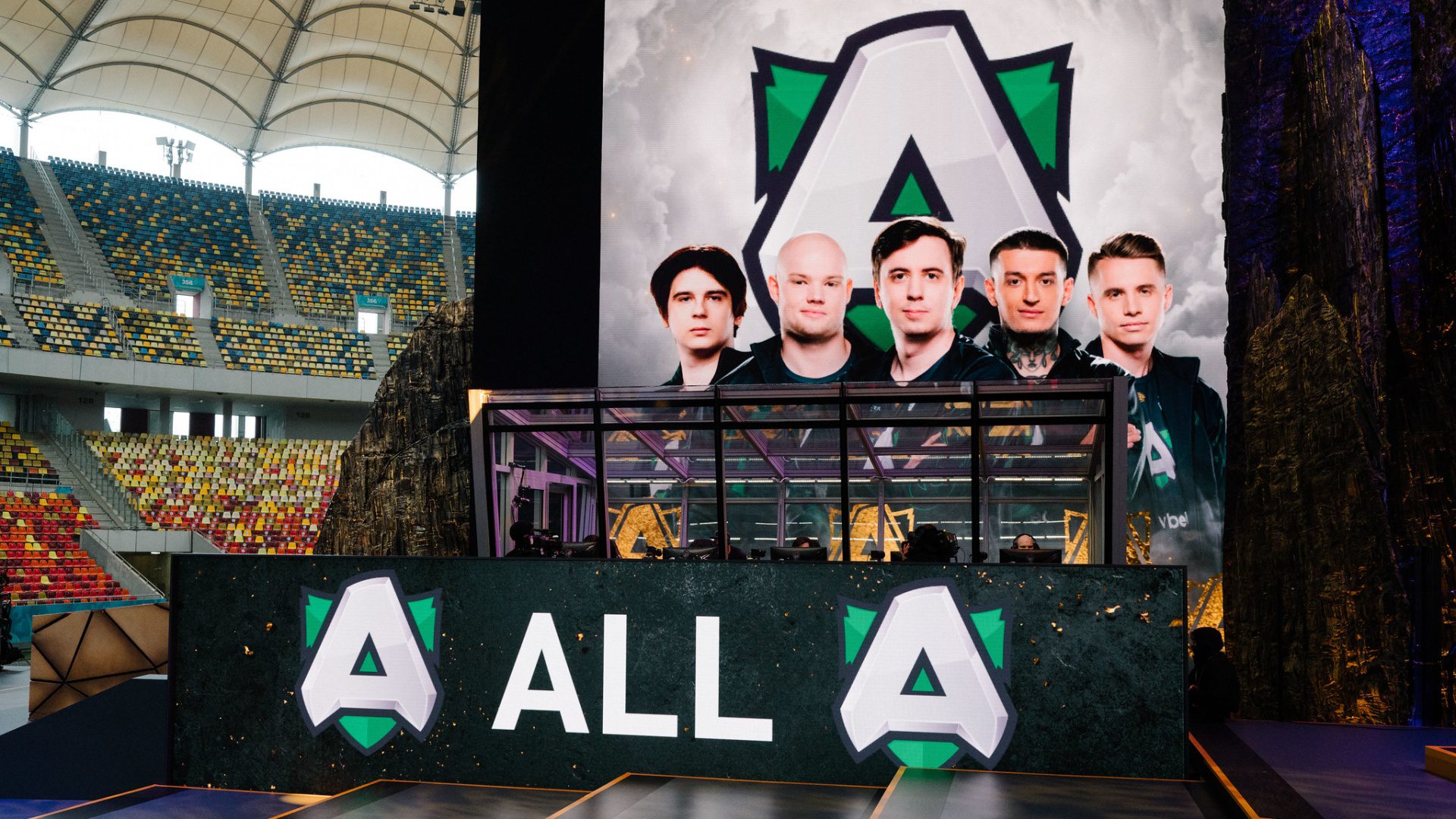 fng and limmp depart Allaince Dota 2 roster