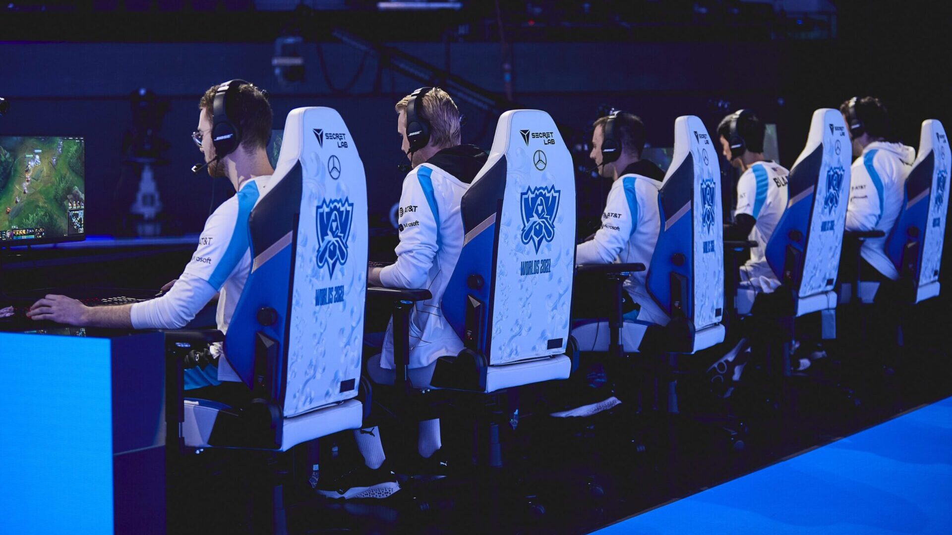 Cloud9 at Worlds 2021 end Group A in a three-way tiebreaker with Rogue and FPX.