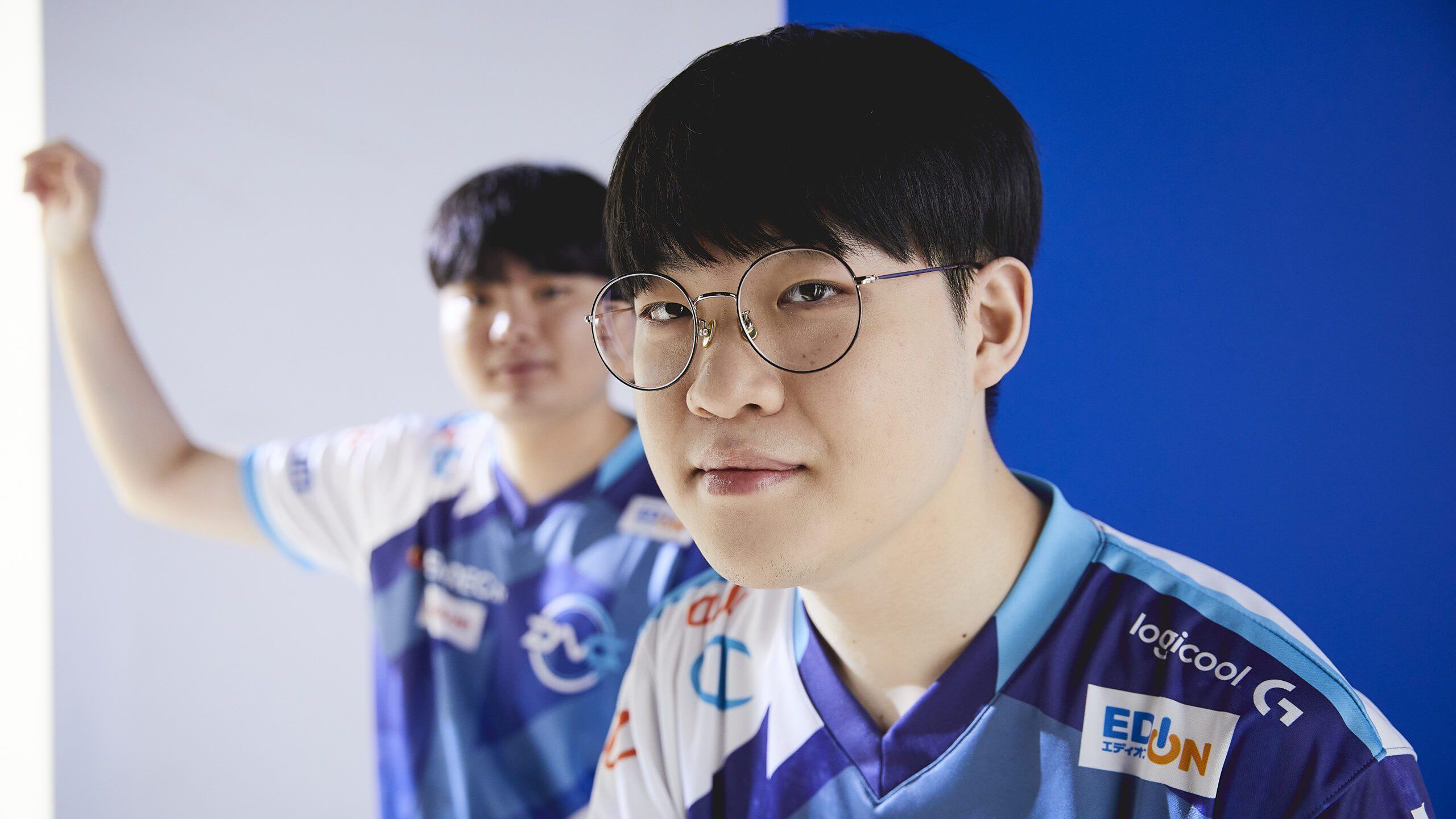 DFM Steal looks into the camera at Worlds 2021