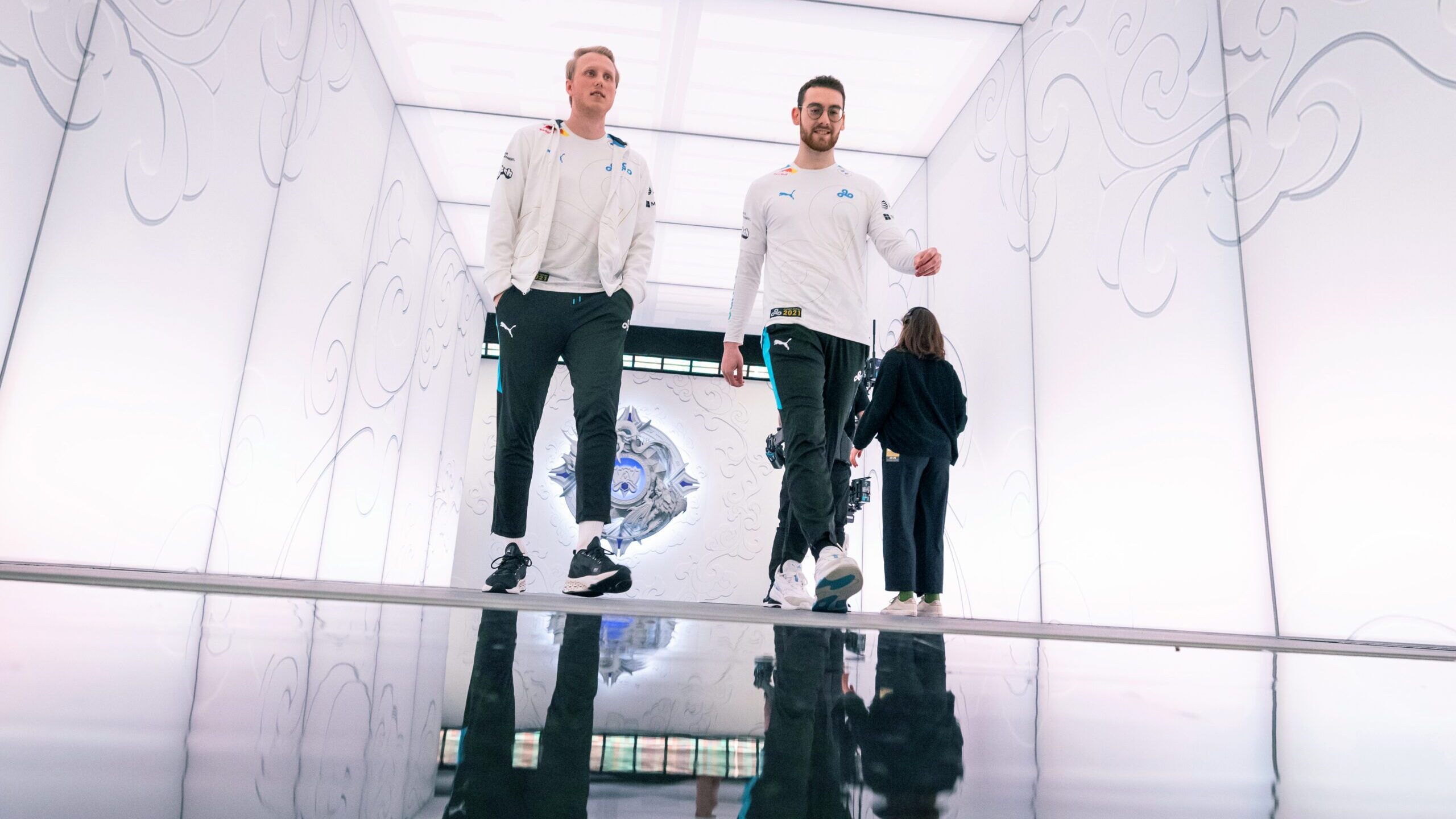 Zven and Perkz walk onto the Worlds stage as NA's last hope