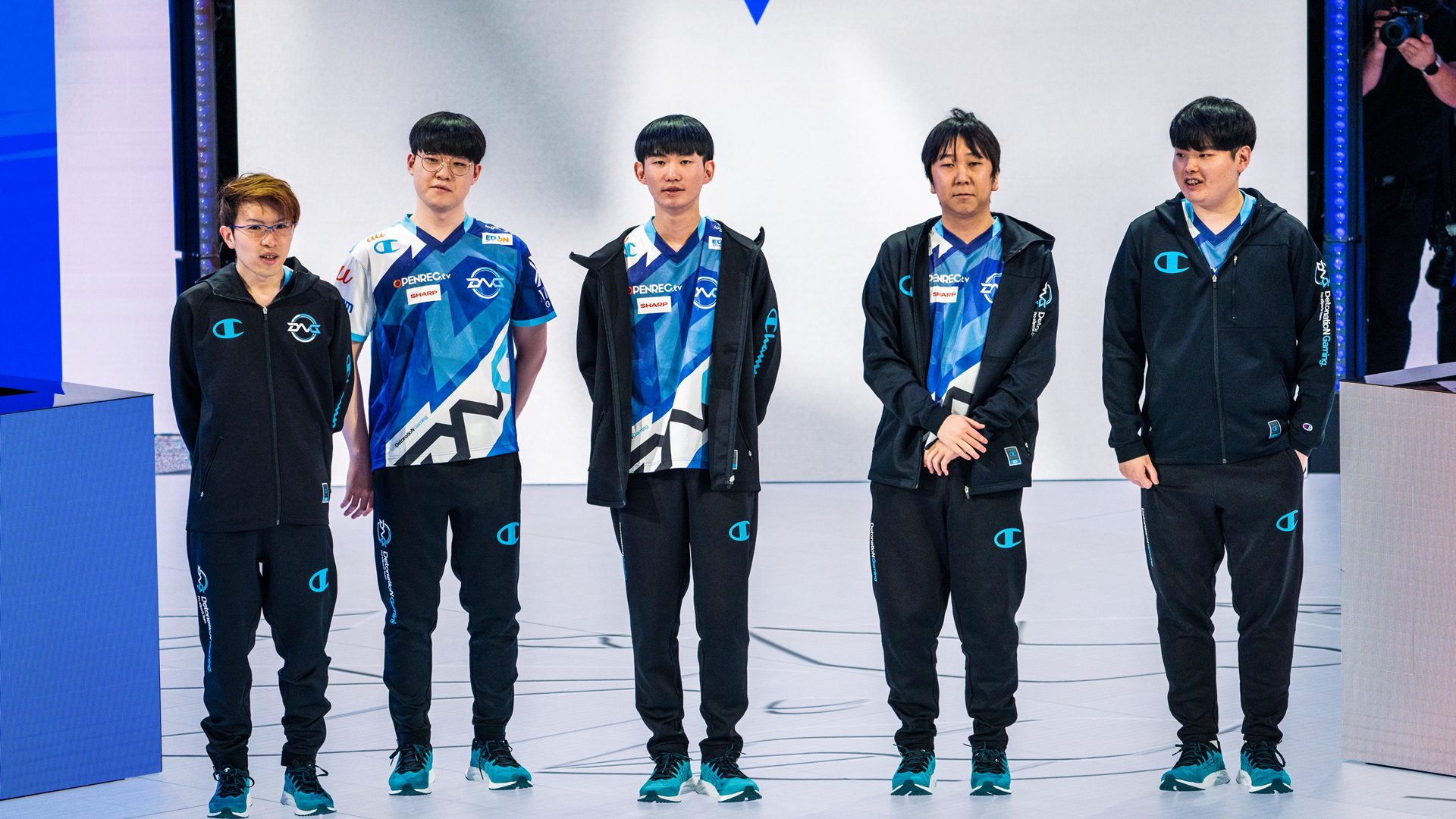 DFM honorably fall from the Worlds 2021 Group Stage after a historic qualification.