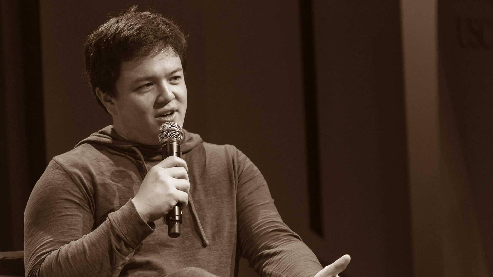 Rozelle joined Riot Games in 2012 as Director of Esports.