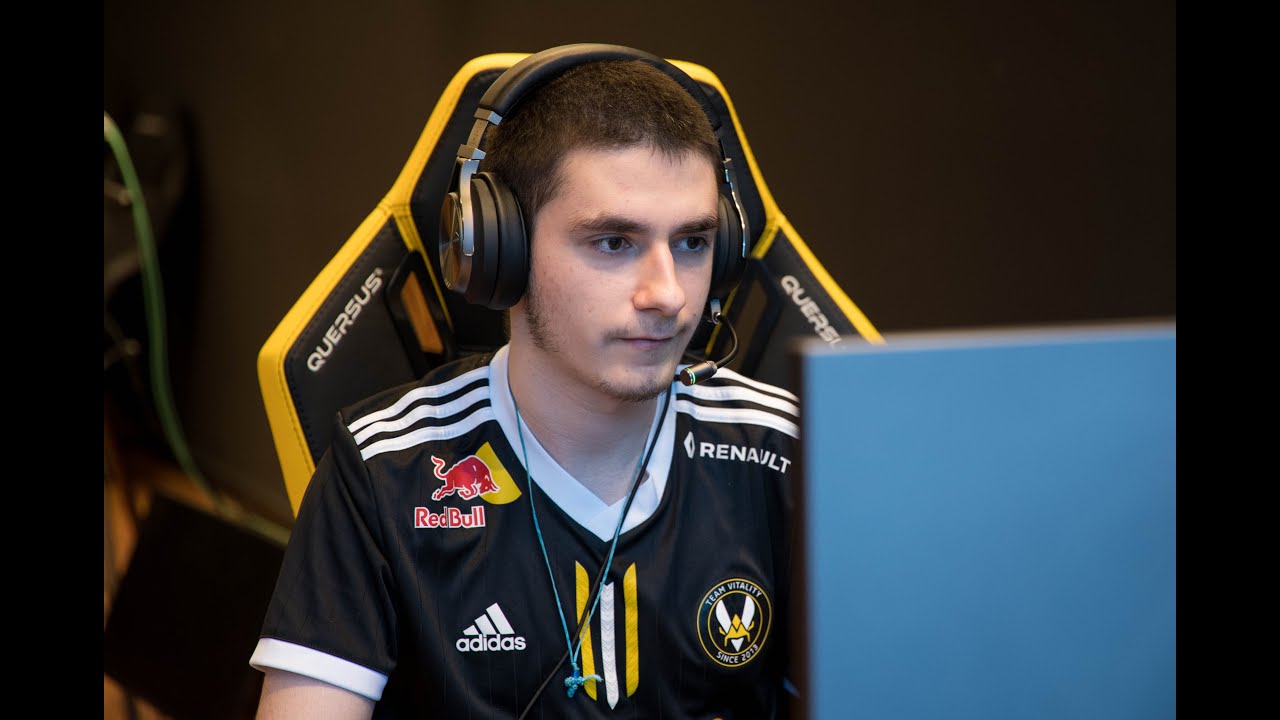 Labrov playing for Team Vitality