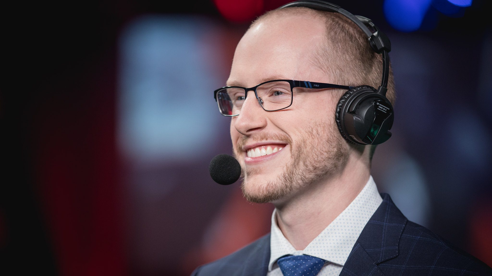 Azael has been casting the LCS since 2016, following his World of Warcraft career