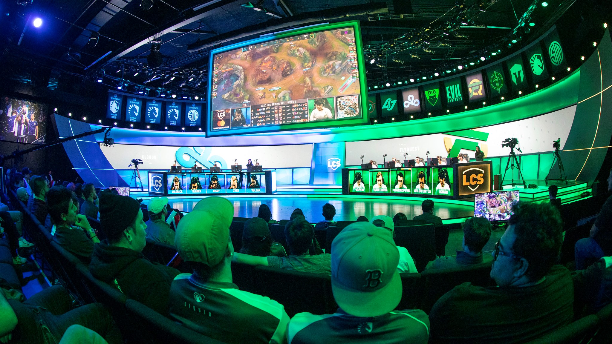 LCS organization banners in the LCS studio from the crowd