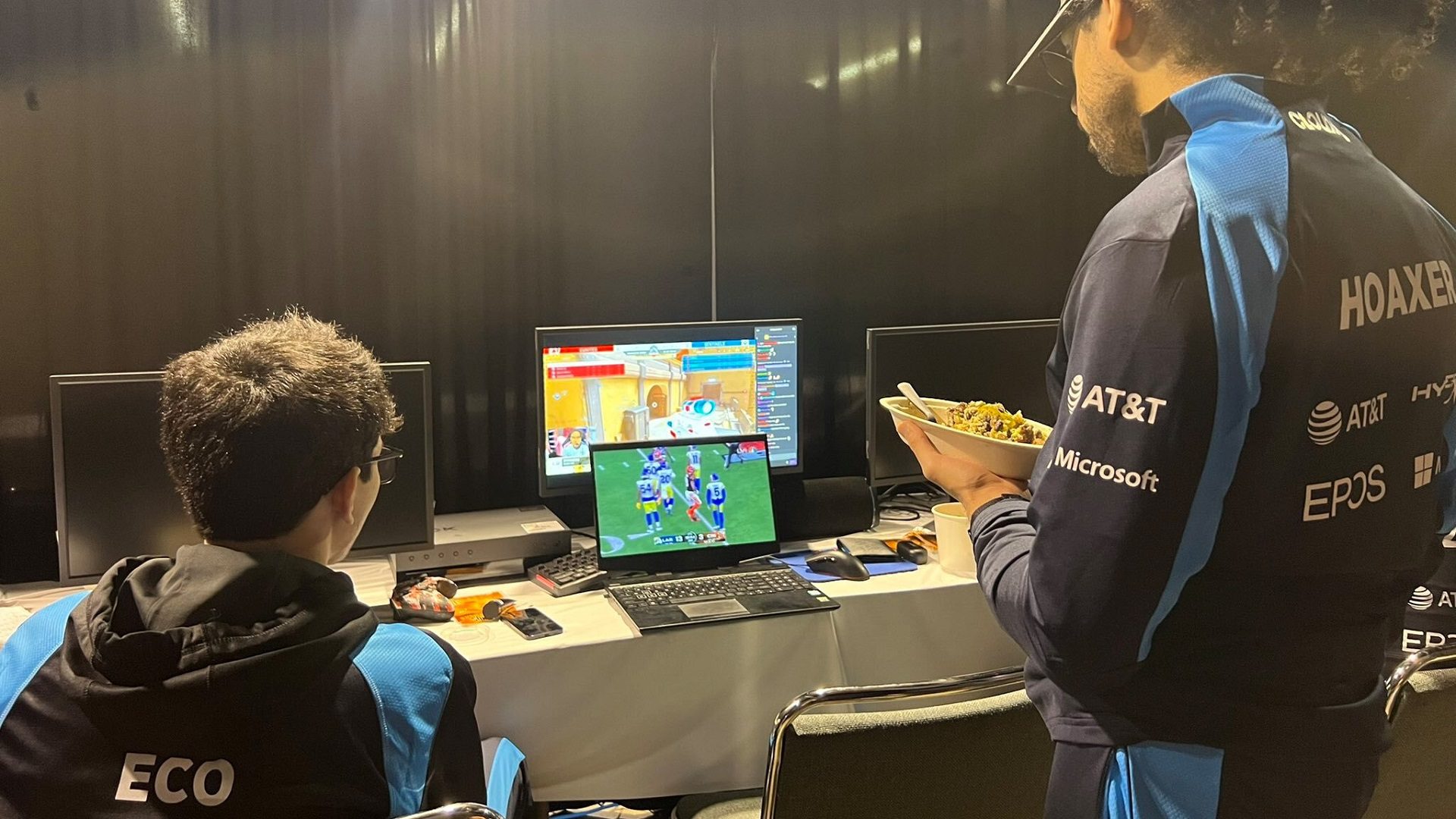 The Halo Infinite team for Cloud9 watch Super Bowl LVI