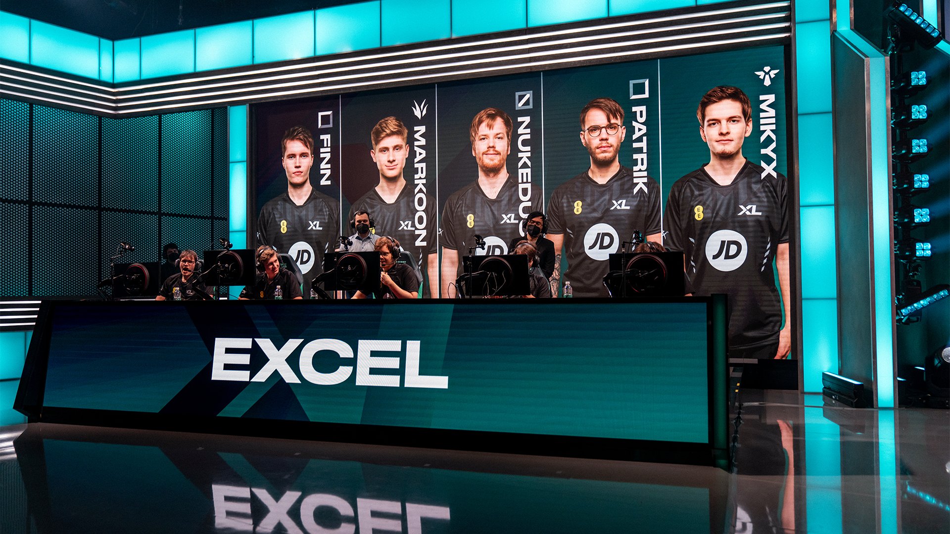 excel in the lec studio