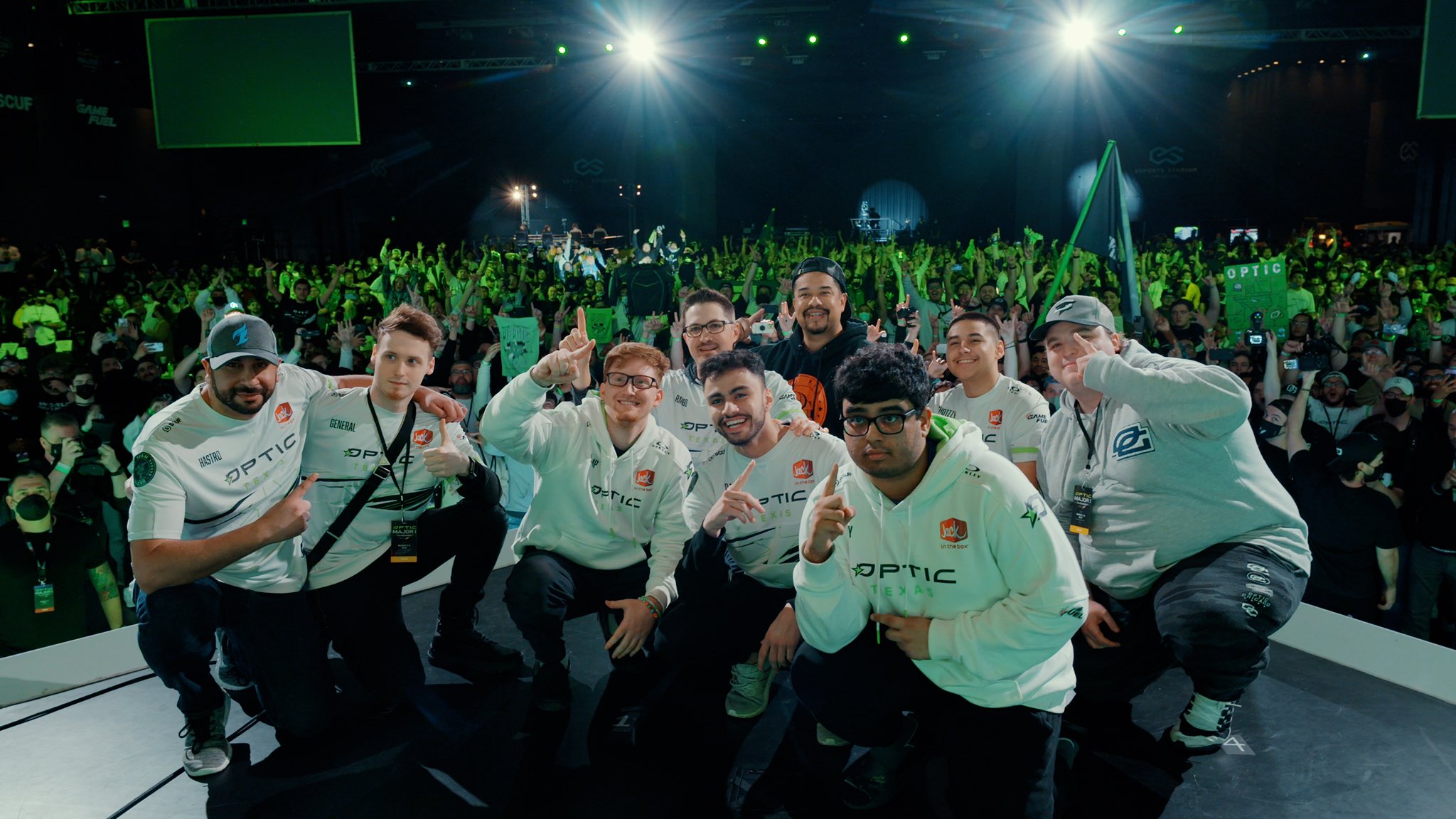 Scump and his teammates, one of the players to watch CDL Major II