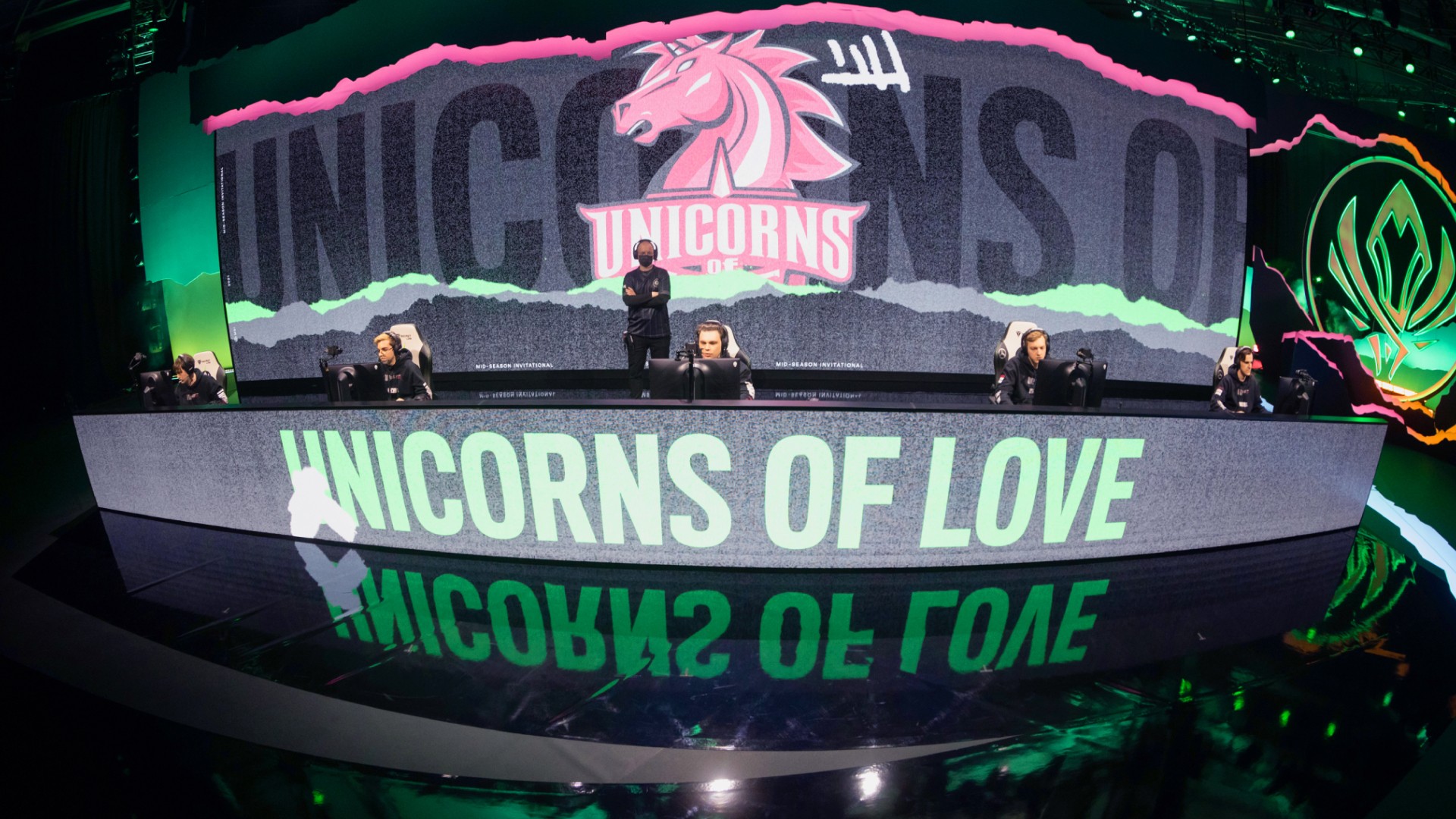 Unicorns of Love, the 2021 MSI LCL representatives