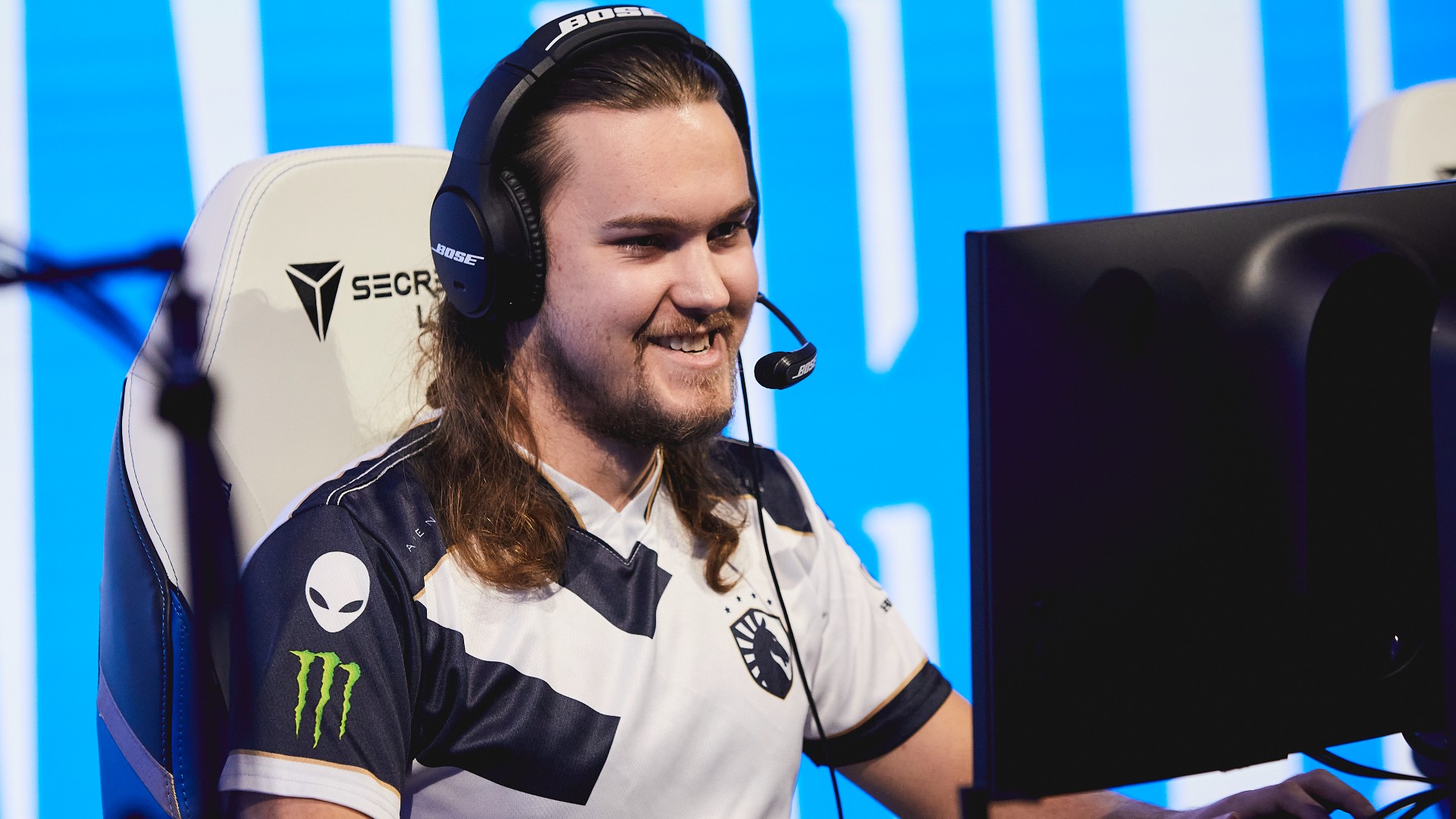 Santorin playing for Team Liquid during the 2021 League of Legends World Championship