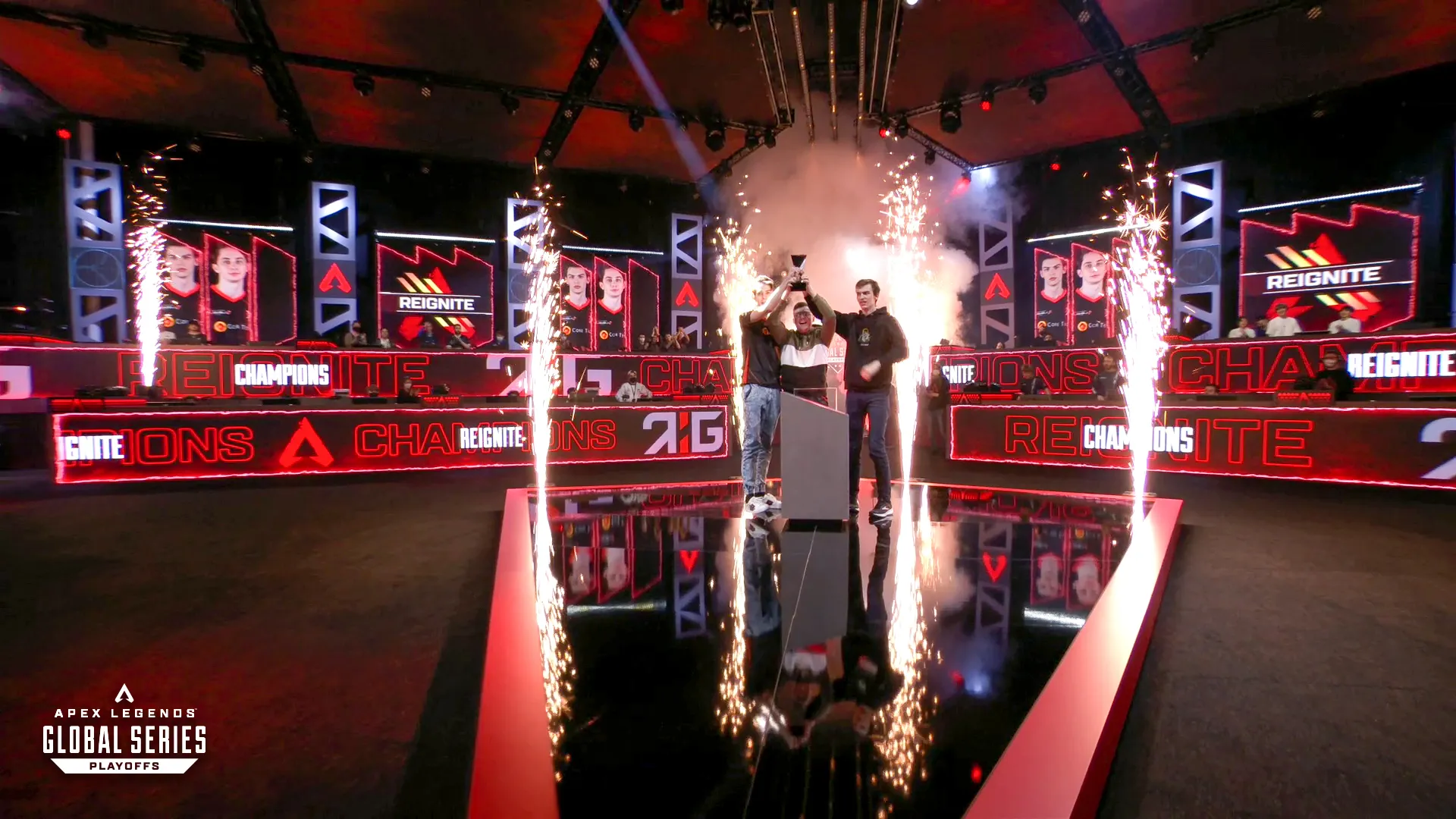 Zer0, Sharky and Jmw win the ALGS Split 2 playoffs for Reignite