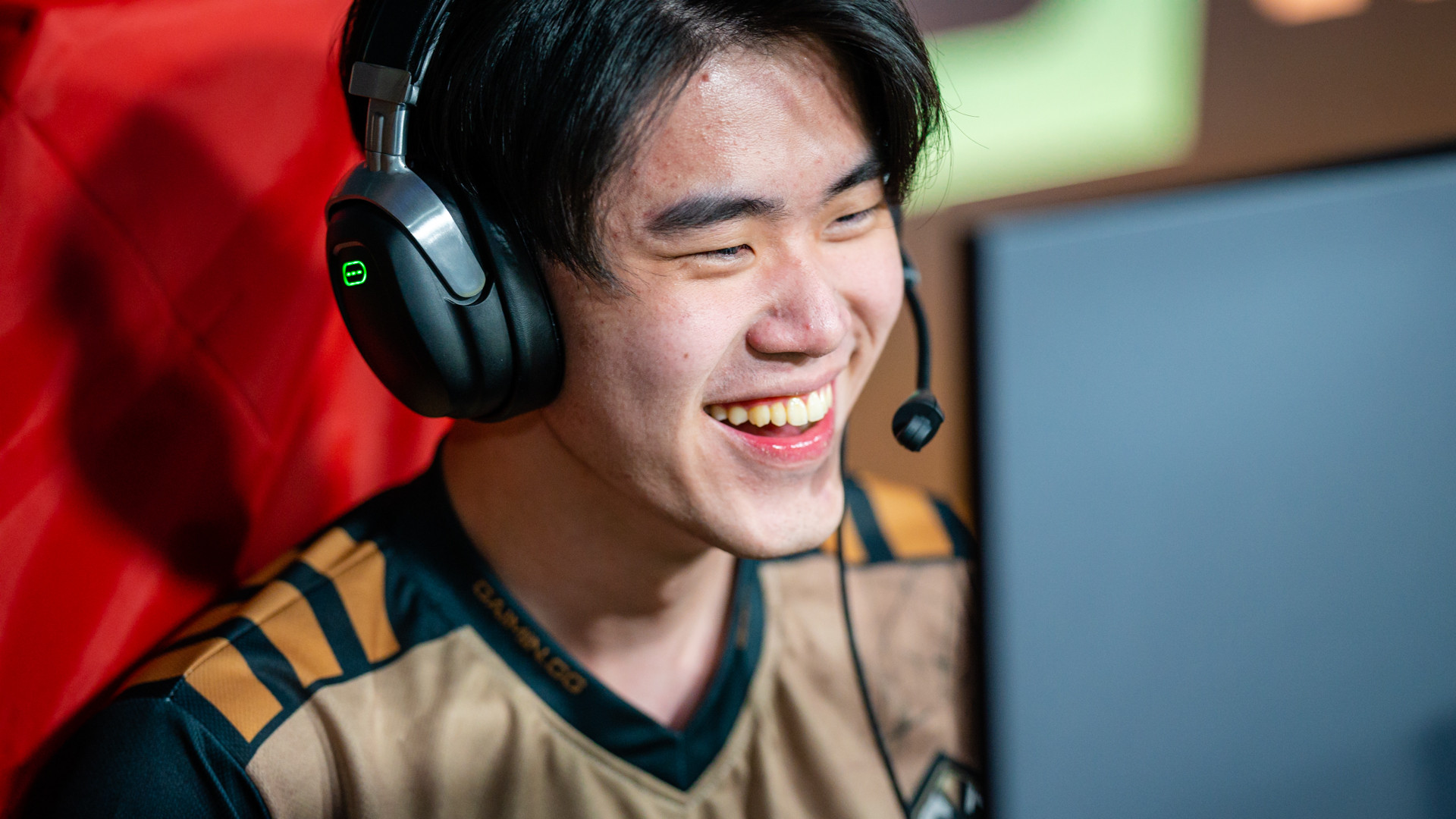 Gaimin Gladiators player LCT at the RLCS LANdon Spring Major event