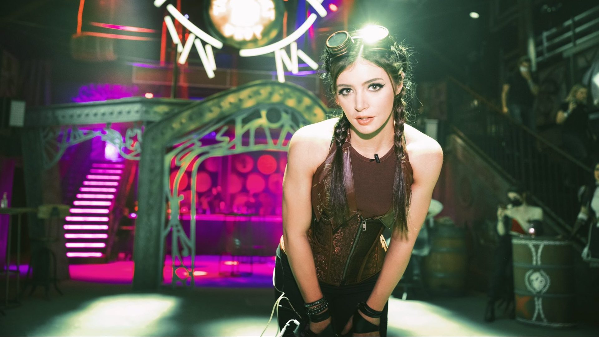 Chrissy Costanza