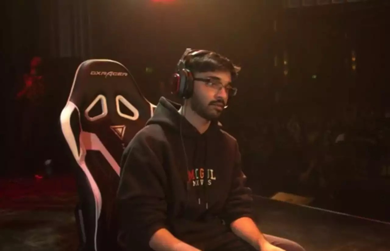 Zain upset