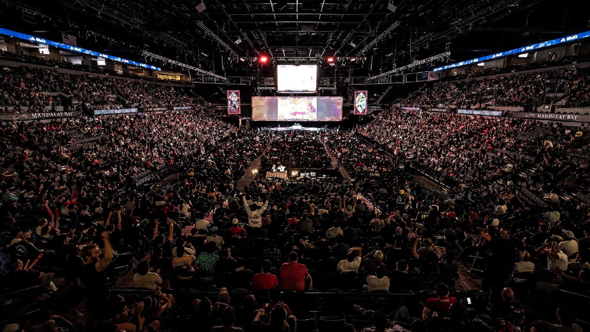 Fans will return to the Michelob ULTRA Arena for Championship Sunday at Evo 2022.