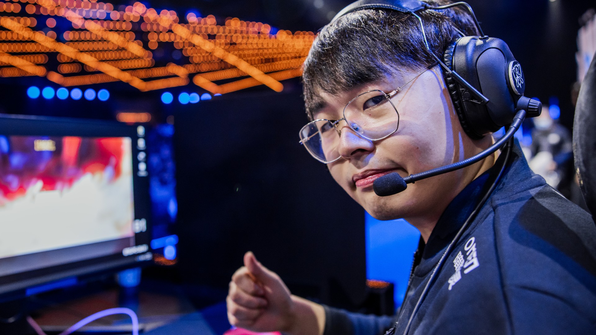 Worlds 2022 League of Legends Royal Never Give Up RNG