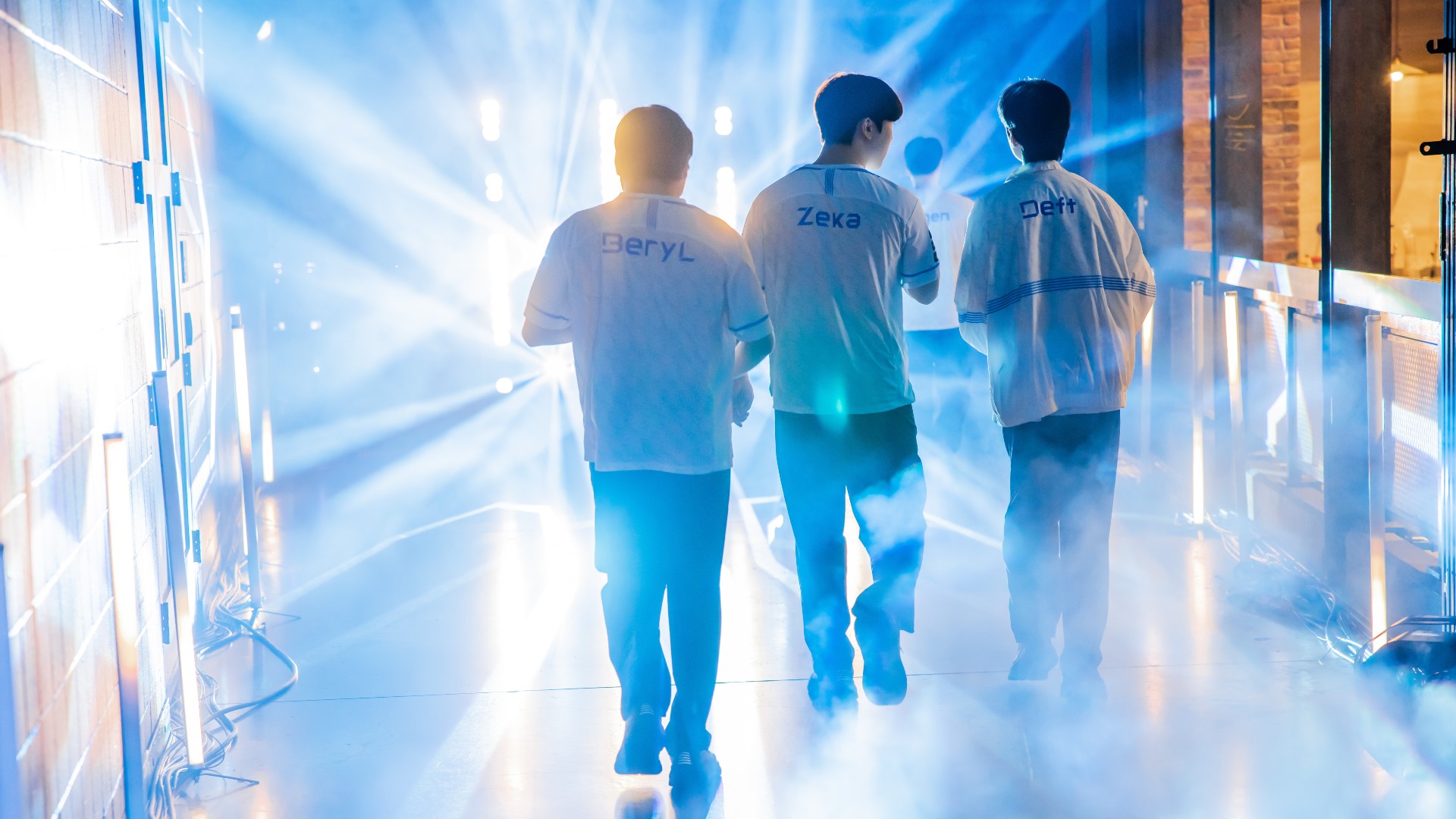 Worlds 2022 League of Legends DRX T1 Finals Preview