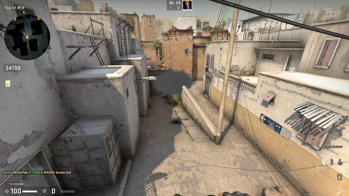 Smoked area in Mid Dust 2 CS:GO