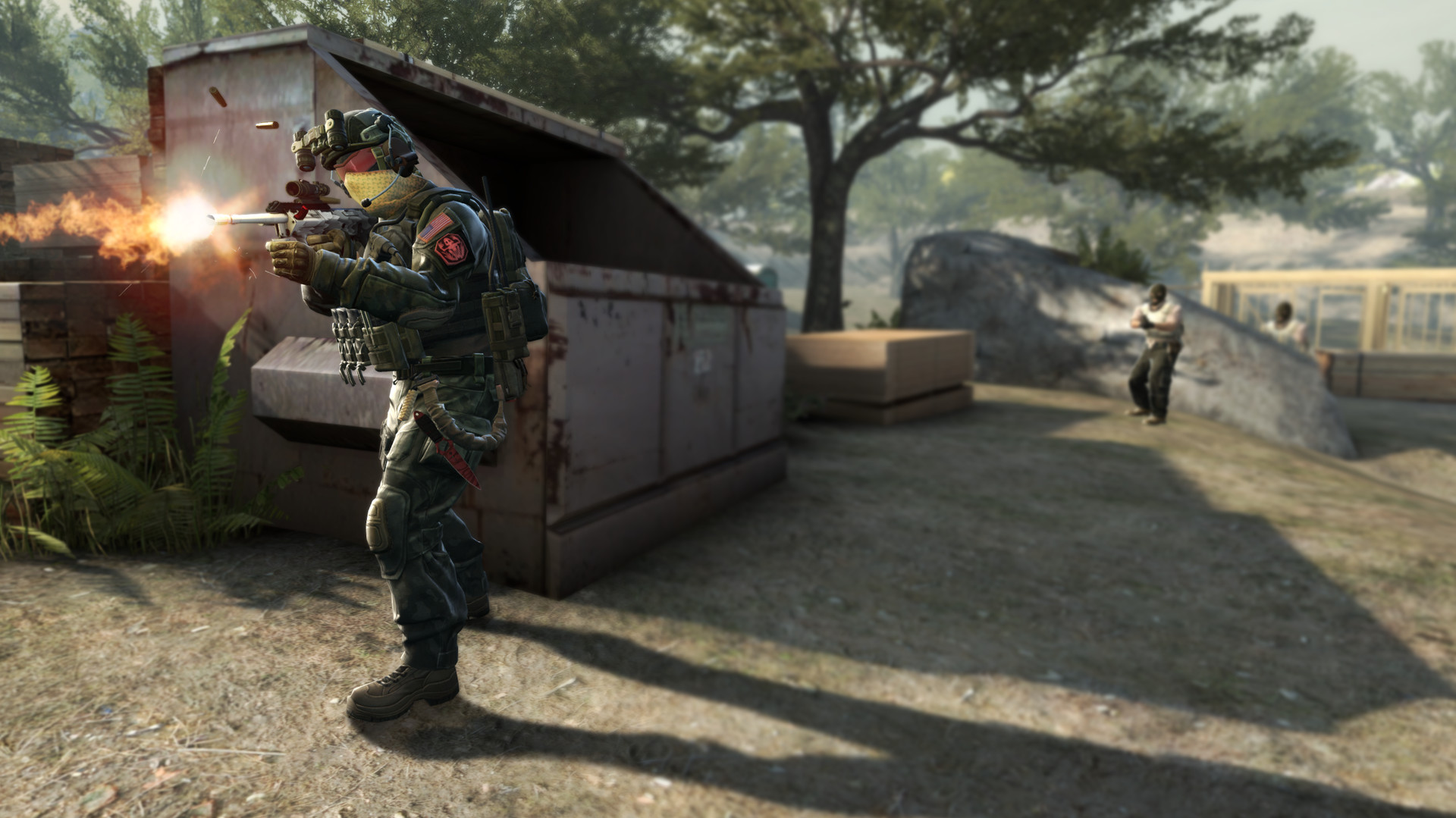 CS:GO gameplay screenshot. The CS:GO rank distribution spreads across four tiers.