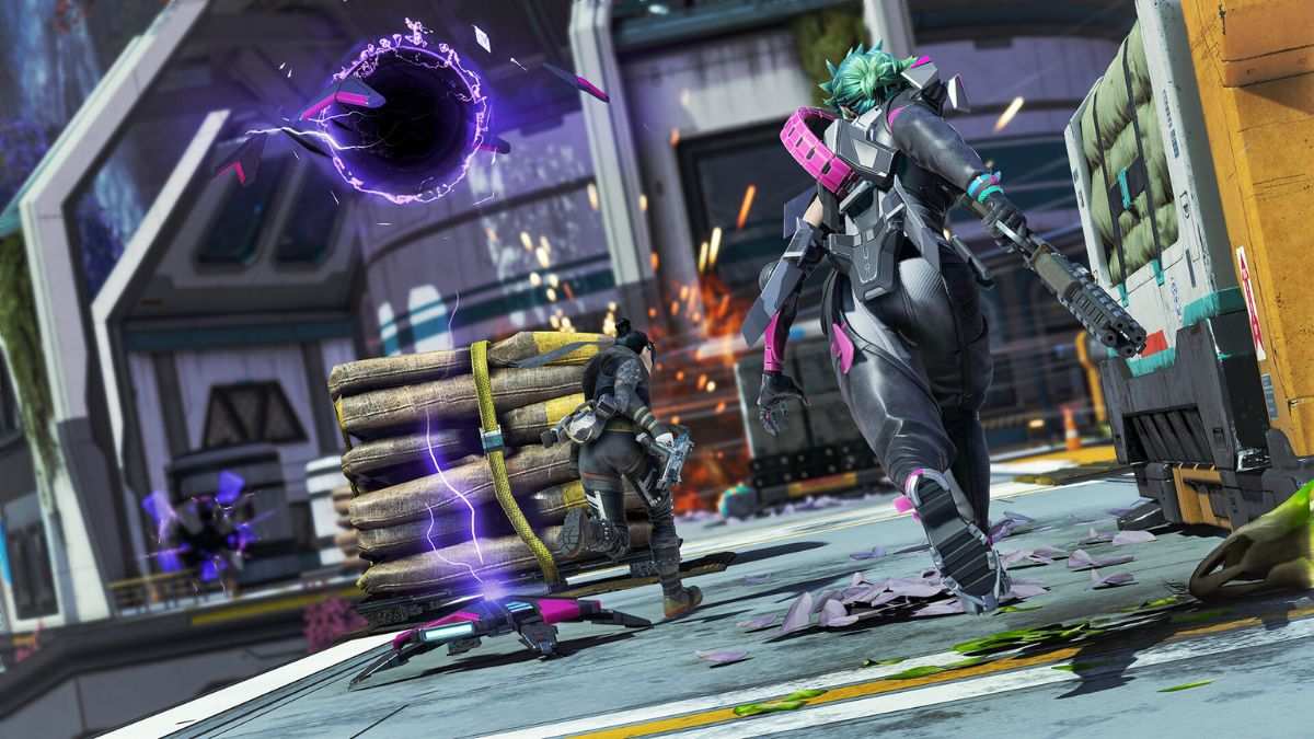 A player enters a battle in a warehouse in Apex Legends, a game like PUBG.