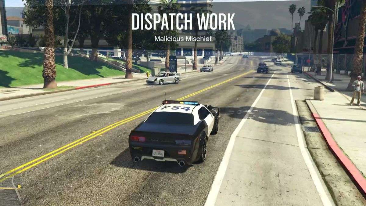 A GTA Online player starting the Malicious Mischief Dispatch mission in a police cruiser. 