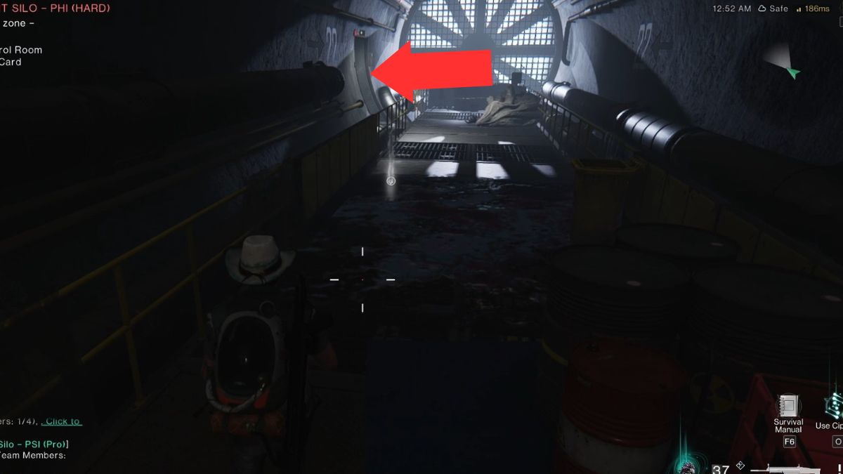 An arrow pointing to a room at the end of the hallway in Securement Silo PHI that leads to items.