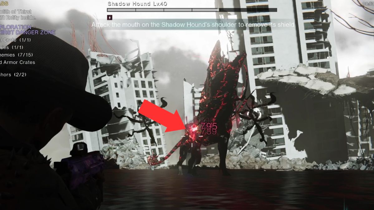 The Shadow Hound gaining invincibility while the player shoots at the only available weakspot (and the weakspot is highlighted by an arrow). 
