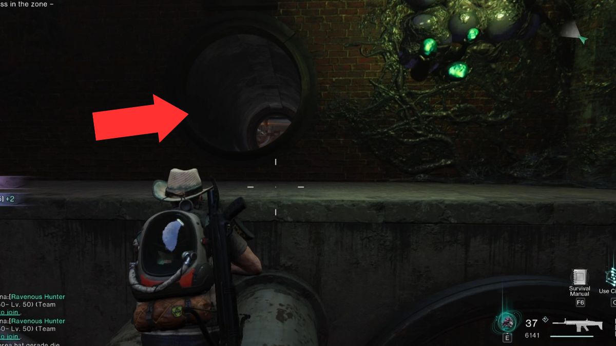 The tunnel that leads to the final boss at Securement Silo Theta highlighted by an arrow as the player runs towards it.
